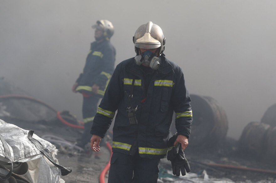 Κηφισιά: Υπό έλεγχο η φωτιά που ξέσπασε σε εργοστάσιο - Διερευνώνται τα αίτια