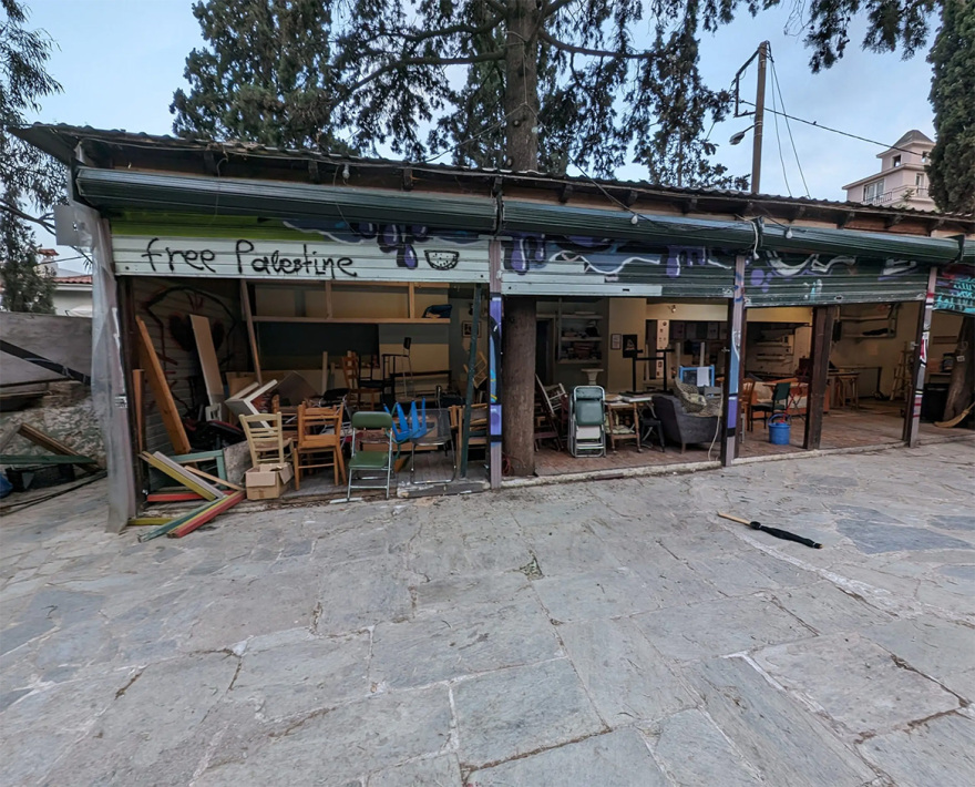 Εκκενώθηκε κατάληψη κτηρίου του δήμου Αθηναίων στον λόφο του Στρέφη - Δείτε φωτογραφίες