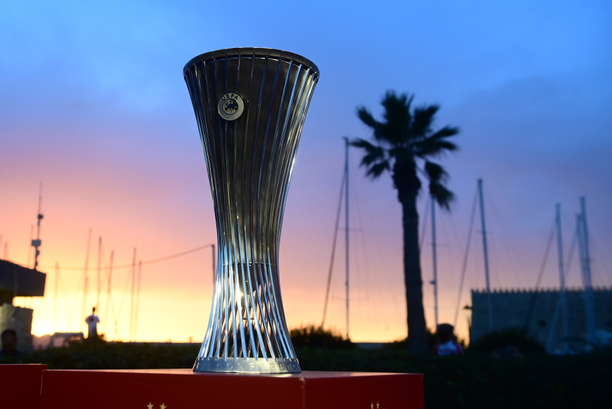 Ολυμπιακός: Θερμή υποδοχή των ευρωπαϊκών τροπαίων στο Ηράκλειο - Φωτογραφίες 