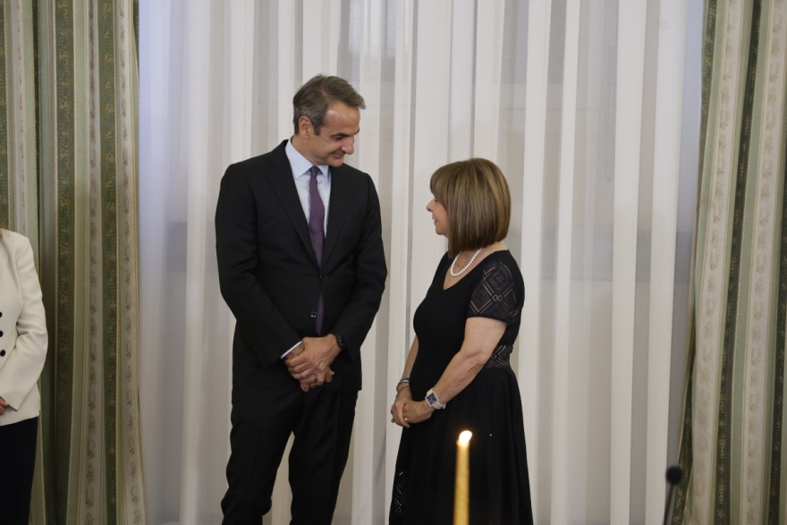 Ορκίστηκαν τα 15 νέα μέλη της κυβέρνησης - Βίντεο και φωτογραφίες