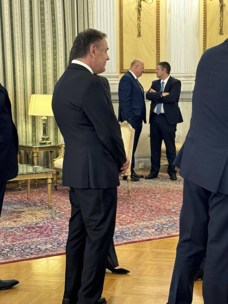 Ορκίστηκαν τα 15 νέα μέλη της κυβέρνησης - Βίντεο και φωτογραφίες