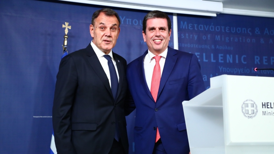 Παράδοση-παραλαβή στο υπουργείο Μετανάστευσης - Παναγιωτόπουλος: Το μεταναστευτικό είναι μία πολυπαραγοντική εξίσωση