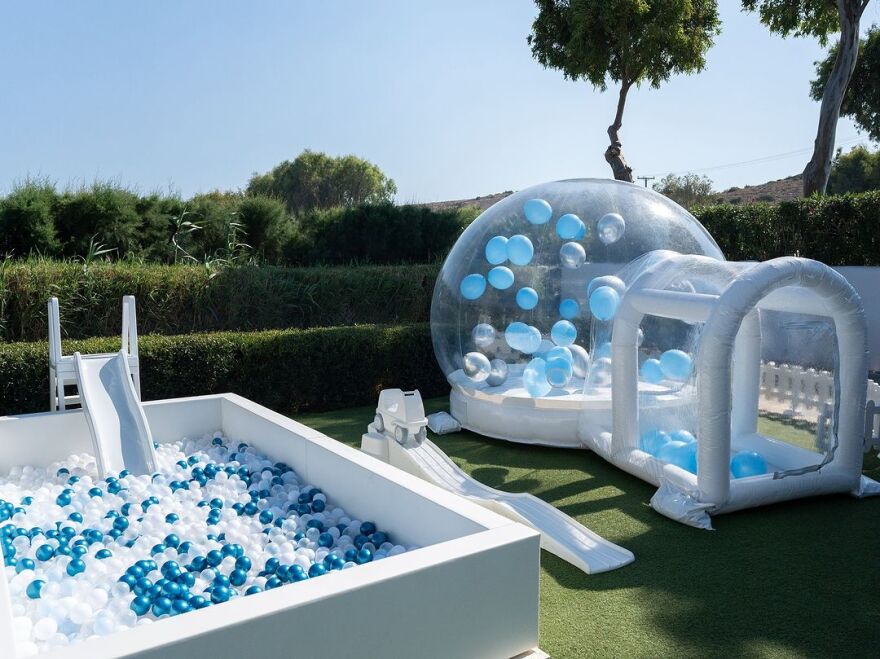 Ελένη Φουρέιρα: Δημοσίευσε φωτογραφίες από τη βάφτιση του γιου της 