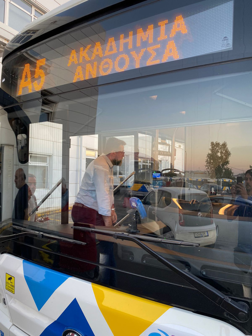 Στο αμαξοστάσιο της Ανθούσας ο νέος υφυπουργός Υποδομών Βασίλης Οικονόμου - Δείτε φωτογραφίες