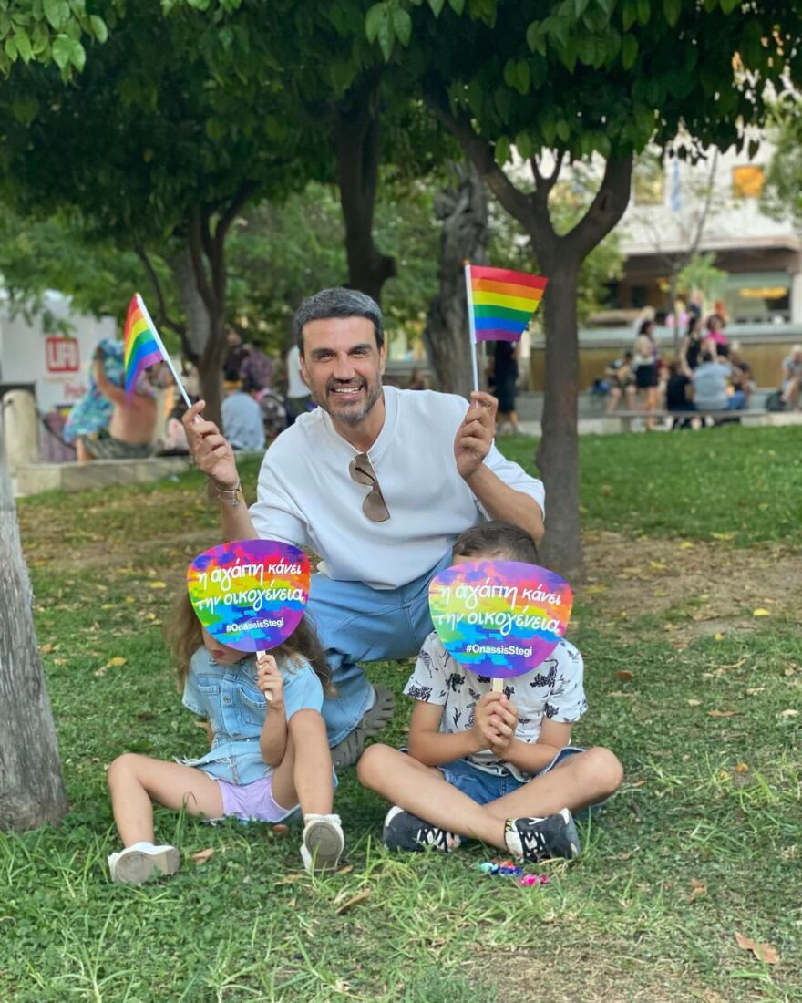 Παντελής Τουτουντζής: Στο Athens Pride μαζί με τα παιδιά του 