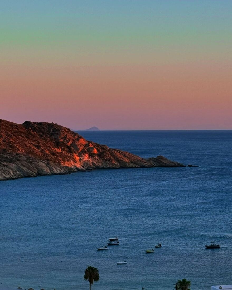 Ελένη Βουλγαράκη: Διακοπές στην Ίο μαζί με τον Φώτη Ιωαννίδη