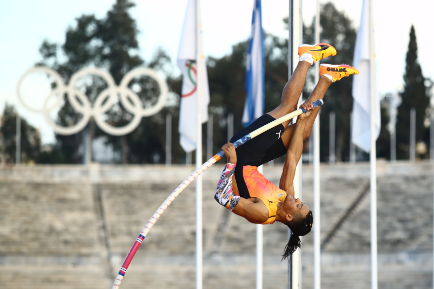 Στίβος: Φοβερός Καραλής, πρώτος με άλμα στα 5.82 μ. στο Παναθηναϊκό Στάδιο - Βίντεο, φωτογραφίες 