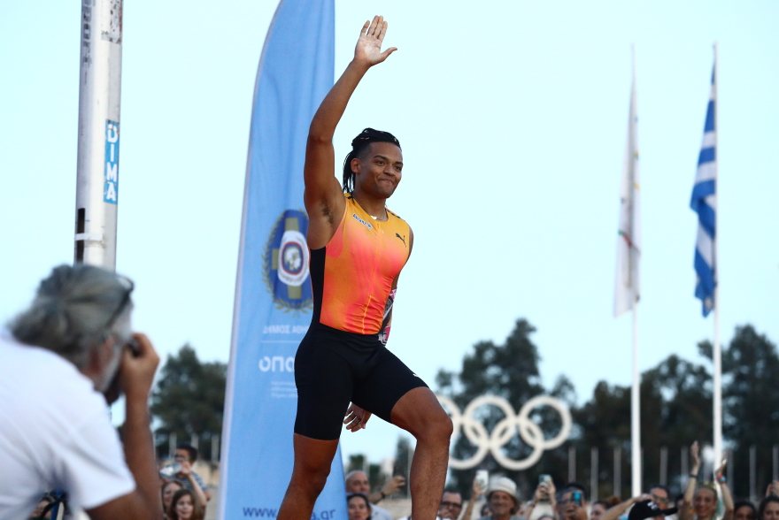 Στίβος: Φοβερός Καραλής, πρώτος με άλμα στα 5.82 μ. στο Παναθηναϊκό Στάδιο - Βίντεο, φωτογραφίες 