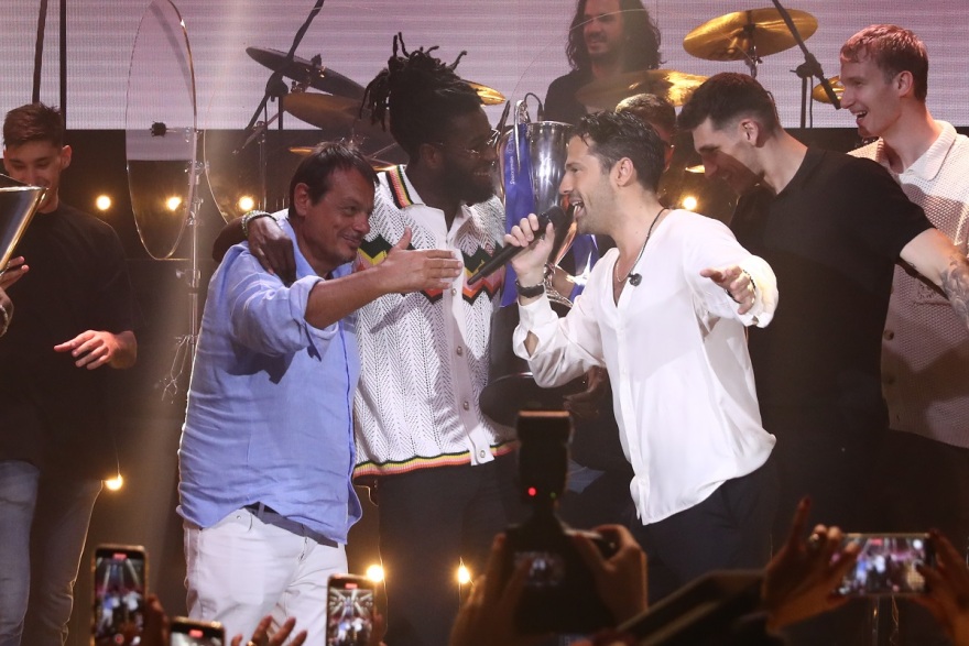 Παναθηναϊκός: Γλέντι μέχρι πρωίας σε Αργυρό - Ζευγαρά για την κατάκτηση της Euroleague και του πρωταθλήματος - Δείτε βίντεο