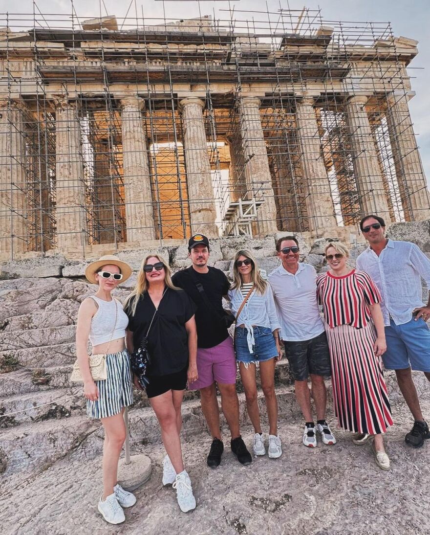  Ρέμπελ Γουίλσον: Οι νέες φωτογραφίες από την επίσκεψή της στην Ελλάδα - Το πιο επικό και εκθαμβωτικό ταξίδι, γράφει