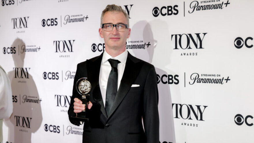 «Stereophonic»: Η ελληνικής συμπαραγωγής θεατρική παράσταση που σάρωσε τα βραβεία Tony