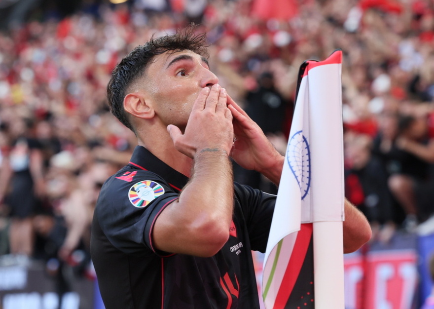 Euro 2024: Παιδί του Ολυμπιακού ο Λάτσι που σκόραρε κατά της Κροατίας - Η ιστορία του Αλβανού μέσου - Βίντεο, φωτογραφίες 