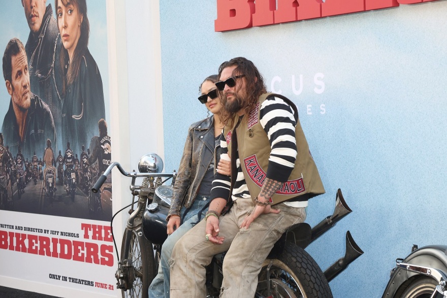Τζέισον Μομόα: Πήγε με την 17χρονη κόρη του στην πρεμιέρα της ταινίας, Bikeriders