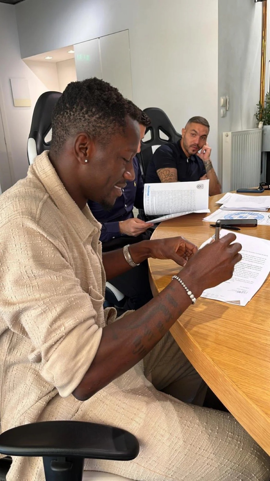 ΠΑΟΚ: Ο Μαντί Καμαρά υπέγραψε στους πρωταθλητές