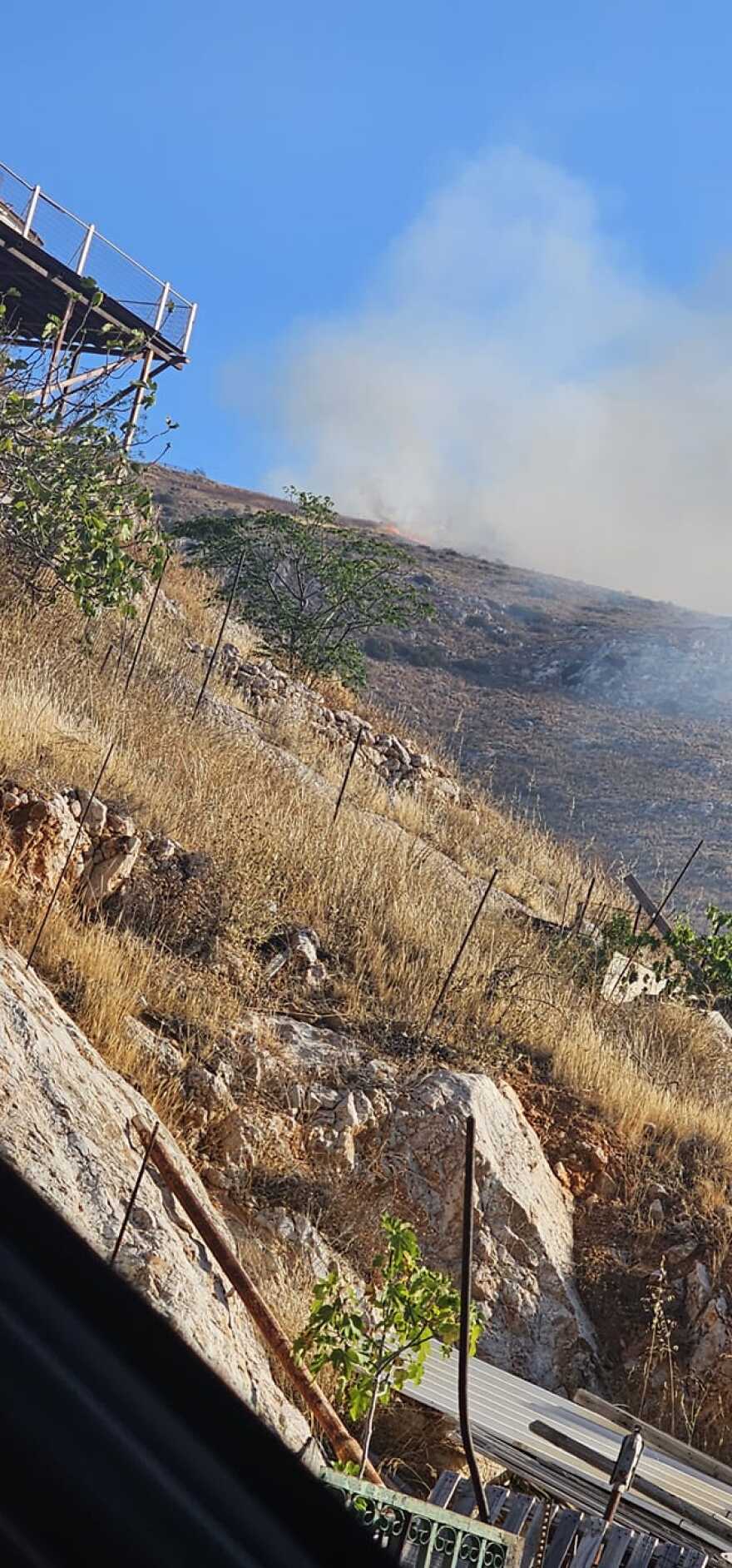 Χωρίς ενεργό μέτωπο η φωτιά στο Σχιστό Κορυδαλλού