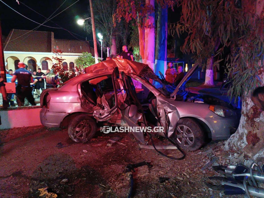 Χανιά: Σφοδρό τροχαίο στην Αγιά - Σοβαρά τραυματίες τρεις νεαροί που εγκλωβίστηκαν σε IX