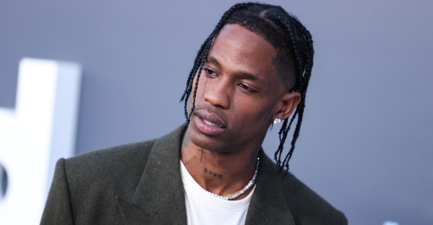 Mελίσα Νέιθαν: Από τον Ντεπ στον Μπαλντόνι - Ποια είναι η ισχυρή γυναίκα του αμερικανικού Τύπου που βοηθάει διάσημους που εμπλέκονται σε σκάνδαλα