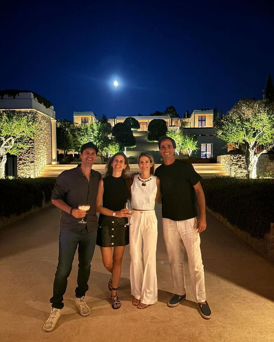  Ρέμπελ Γουίλσον: Οι νέες φωτογραφίες από την επίσκεψή της στην Ελλάδα - Το πιο επικό και εκθαμβωτικό ταξίδι, γράφει