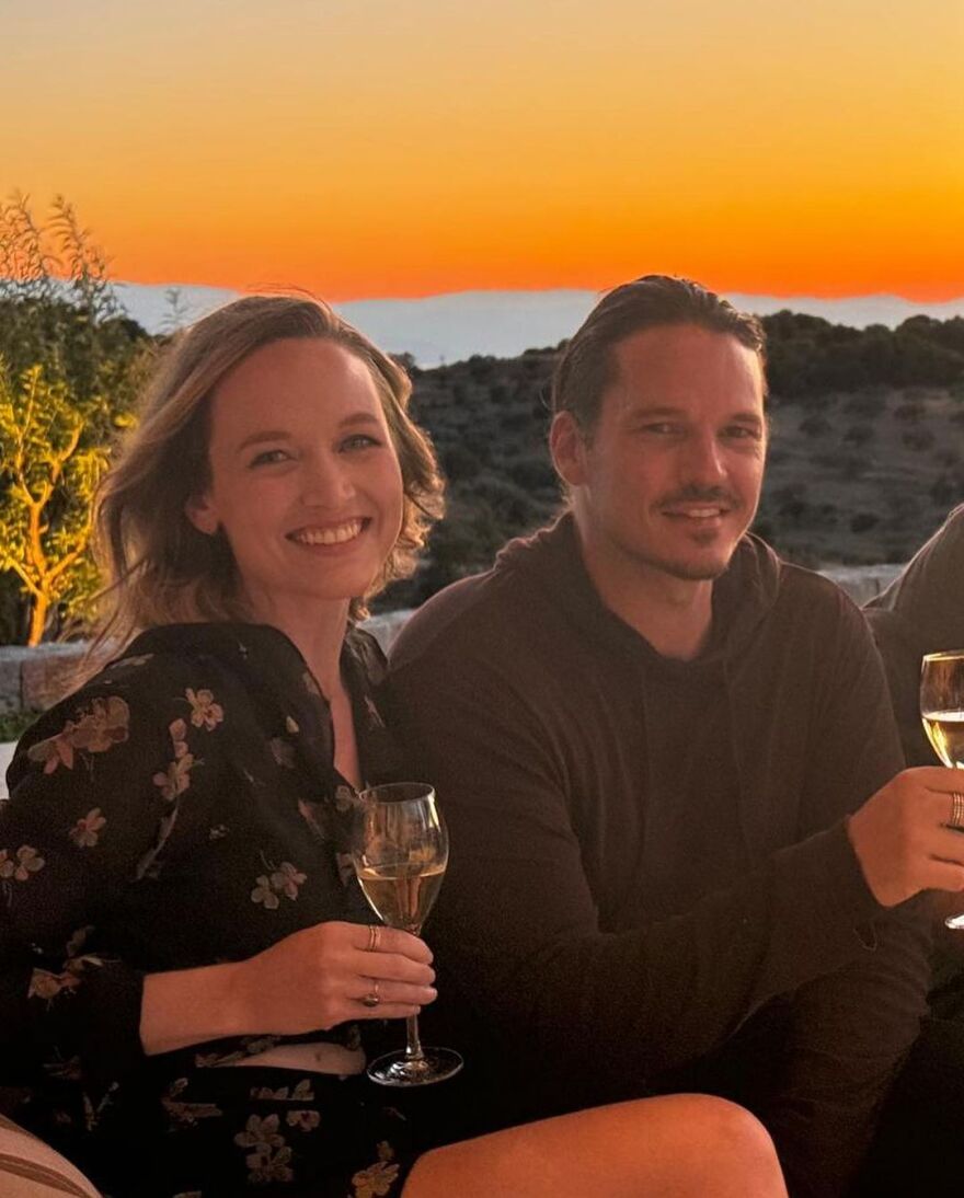  Ρέμπελ Γουίλσον: Οι νέες φωτογραφίες από την επίσκεψή της στην Ελλάδα - Το πιο επικό και εκθαμβωτικό ταξίδι, γράφει