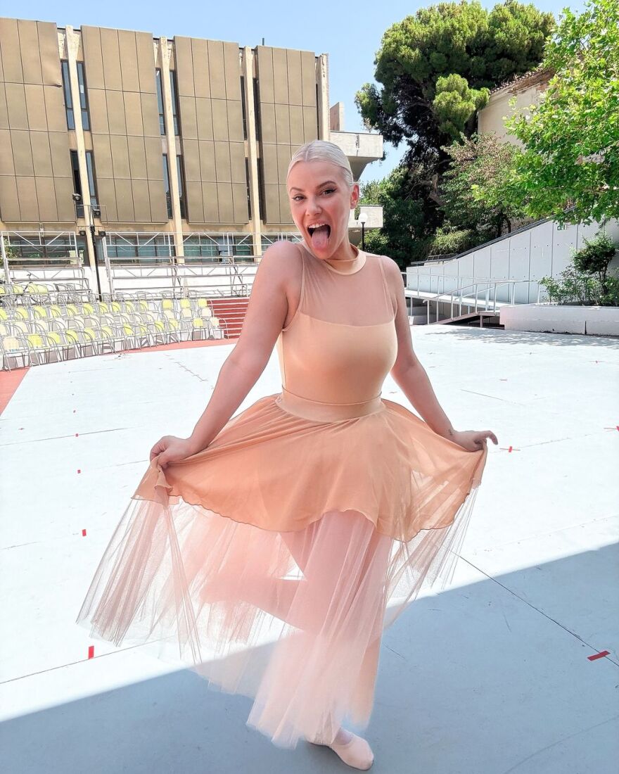 Λάουρα Νάργες: Nτυμένη μπαλαρίνα στο Instagram - Ποτέ δεν είναι αργά να κάνεις αυτό που αγαπάς, γράφει