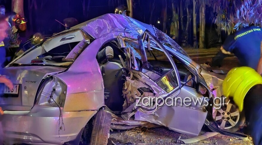 Χανιά: 18χρονος νεκρός σε τροχαίο με αυτοκίνητο που καρφώθηκε σε δέντρο - Σοβαρά τραυματίες και οι άλλοι δύο επιβαίνοντες