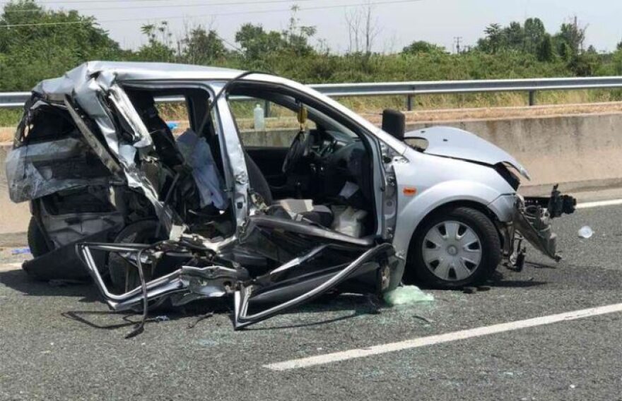 Θανατηφόρο τροχαίο στην Αλεξάνδρεια Ημαθίας: Συγκρούστηκαν τρία ΙΧ, μια νεκρή και μια σοβαρά τραυματισμένη