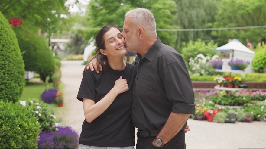 Η Γη της Ελιάς: Η Αθηνά και ο Τζον παντρεύονται, αλλά δύο ακραία γεγονότα θα ανατρέψουν τα πάντα