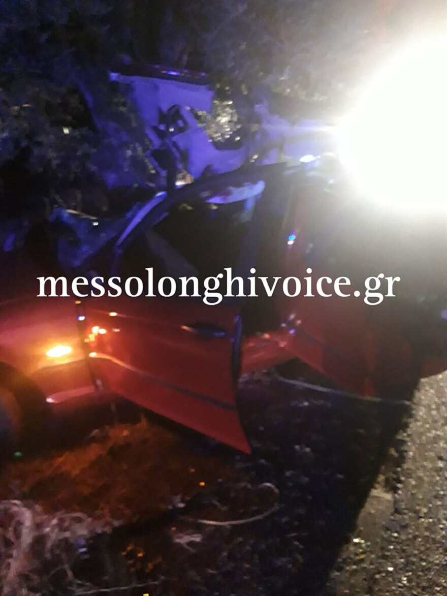 Τραγωδία στο Αιτωλικό: Δύο νεκροί 21 και 22 ετών - Το αυτοκίνητό τους προσέκρουσε σε δέντρο