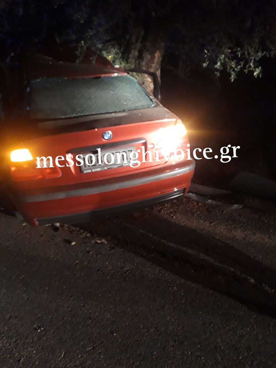 Τραγωδία στο Αιτωλικό: Δύο νεκροί 21 και 22 ετών - Το αυτοκίνητό τους προσέκρουσε σε δέντρο