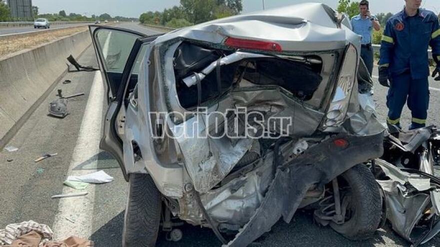 Τραγωδία στην Εγνατία: Νεκρή 30χρονη έπειτα από σύγκρουση δύο οχημάτων - Δείτε φωτογραφίες