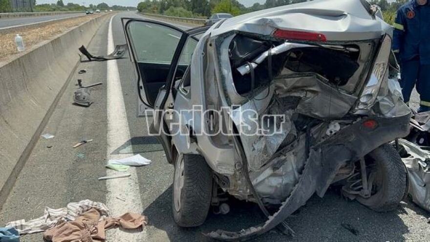 Τραγωδία στην Εγνατία: Νεκρή 30χρονη έπειτα από σύγκρουση δύο οχημάτων - Δείτε φωτογραφίες