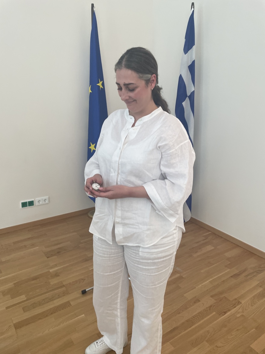 Ρολόι πρώην κρατουμένου σε στρατόπεδο συγκέντρωσης των ναζί παραδόθηκε στην εγγονή του