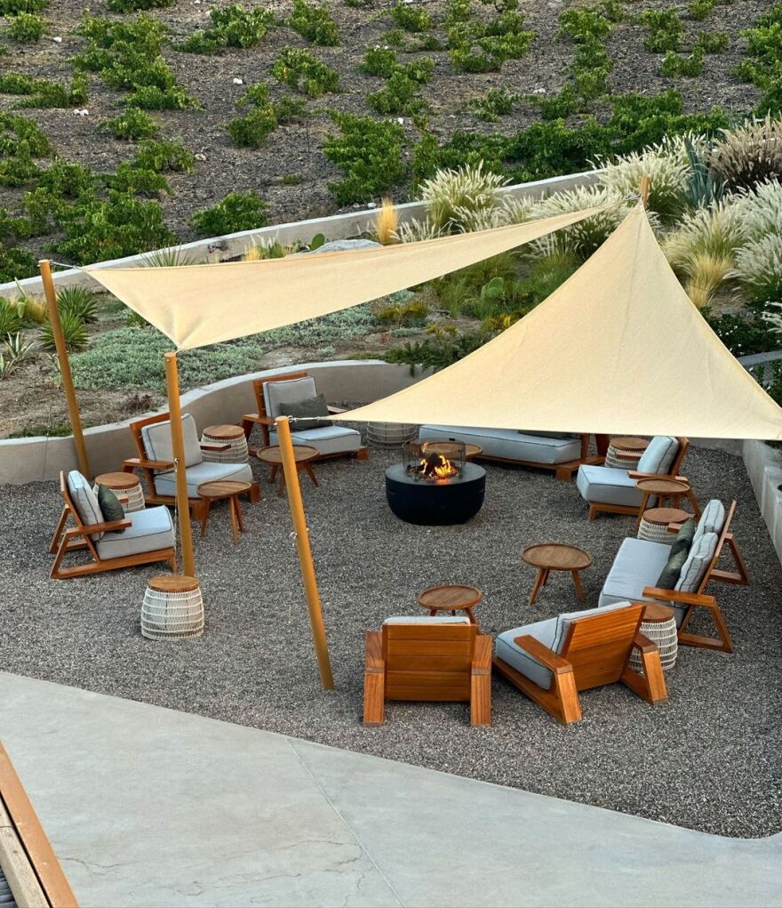 Χριστόφορος Παπακαλιάτης: Το φωτογραφικό άλμπουμ του από τις διακοπές στους Παξούς