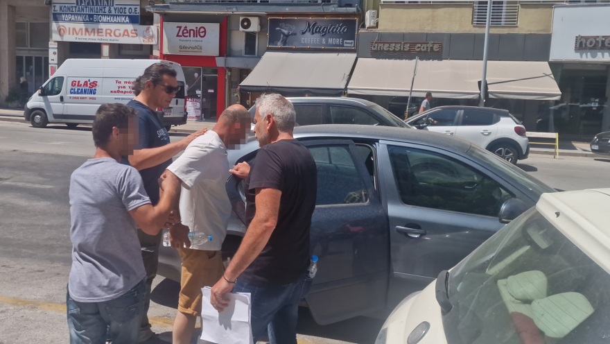 Θεσσαλονίκη: Προφυλακίστηκε ο 41χρονος που παρέσυρε με το αυτοκίνητο την πρώην σύζυγό του και προσπάθησε να τη σκοτώσει
