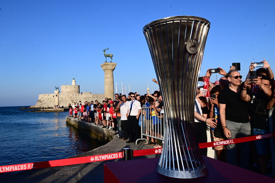 Ολυμπιακός: Στη Ρόδο τα ευρωπαϊκά τρόπαια - Βίντεο, φωτογραφίες 