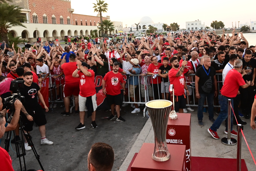 Ολυμπιακός: Στη Ρόδο τα ευρωπαϊκά τρόπαια - Βίντεο, φωτογραφίες 