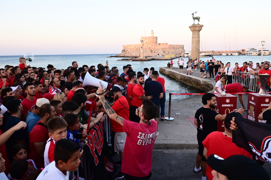 Ολυμπιακός: Στη Ρόδο τα ευρωπαϊκά τρόπαια - Βίντεο, φωτογραφίες 