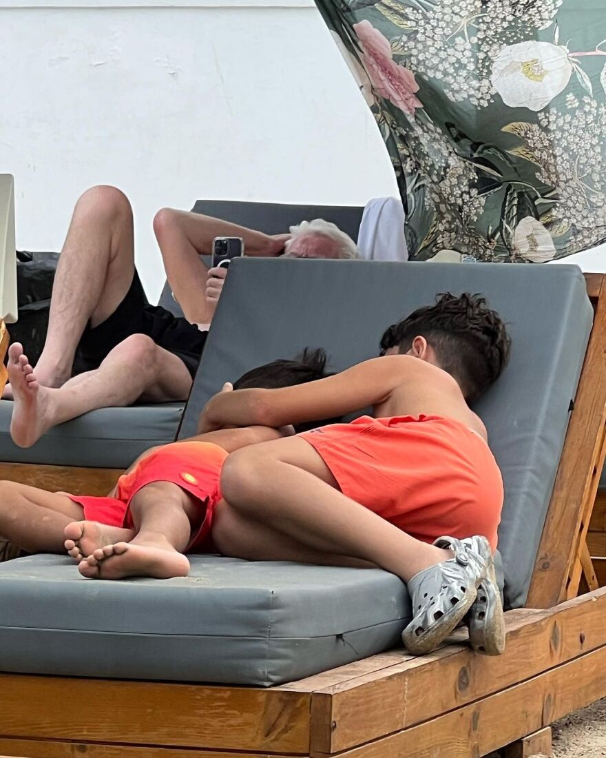 Κατερίνα Παπουτσάκη: Οι φωτογραφίες από τις διακοπές της στο Αγκίστρι