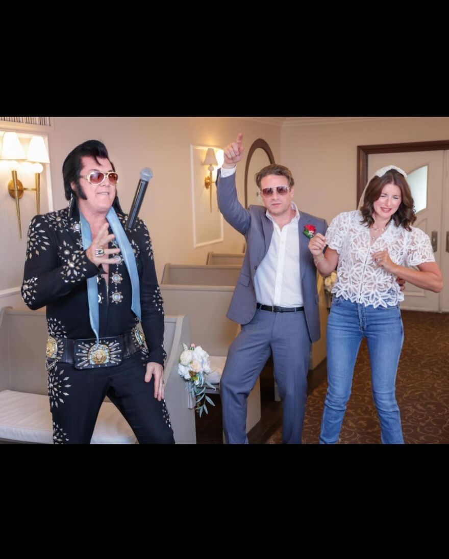 Τζέιμι Όλιβερ: Ανανέωσε τους γαμήλιους όρκους του με τη σύζυγό του στο Λας Βέγκας