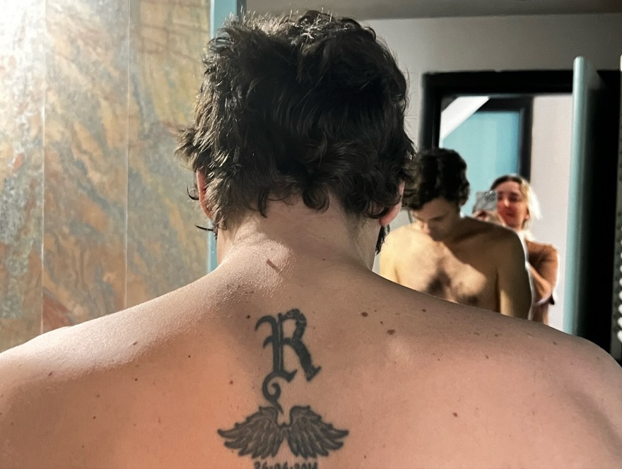 Ρούλα Ρέβη: Δείχνει το τατουάζ που έχει κάνει ο Αποστόλης Τότσικας για εκείνη - Δείτε τη φωτογραφία