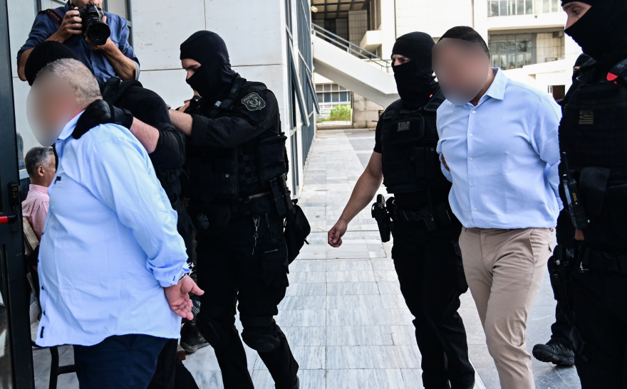 Γιώργος Καραϊβάζ: Σήμερα ξεκινά η δίκη για την εν ψυχρώ δολοφονία του δημοσιογράφου