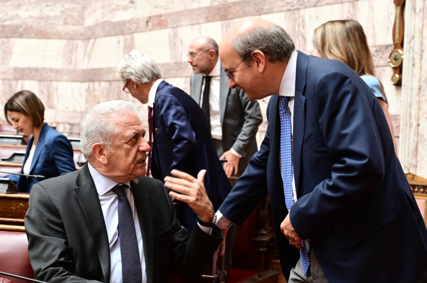 Μητσοτάκης στην ΚΟ: Οι πολίτες ζητούν λιγότερα λάθη και περισσότερη προσπάθεια - Η κριτική των βουλευτών