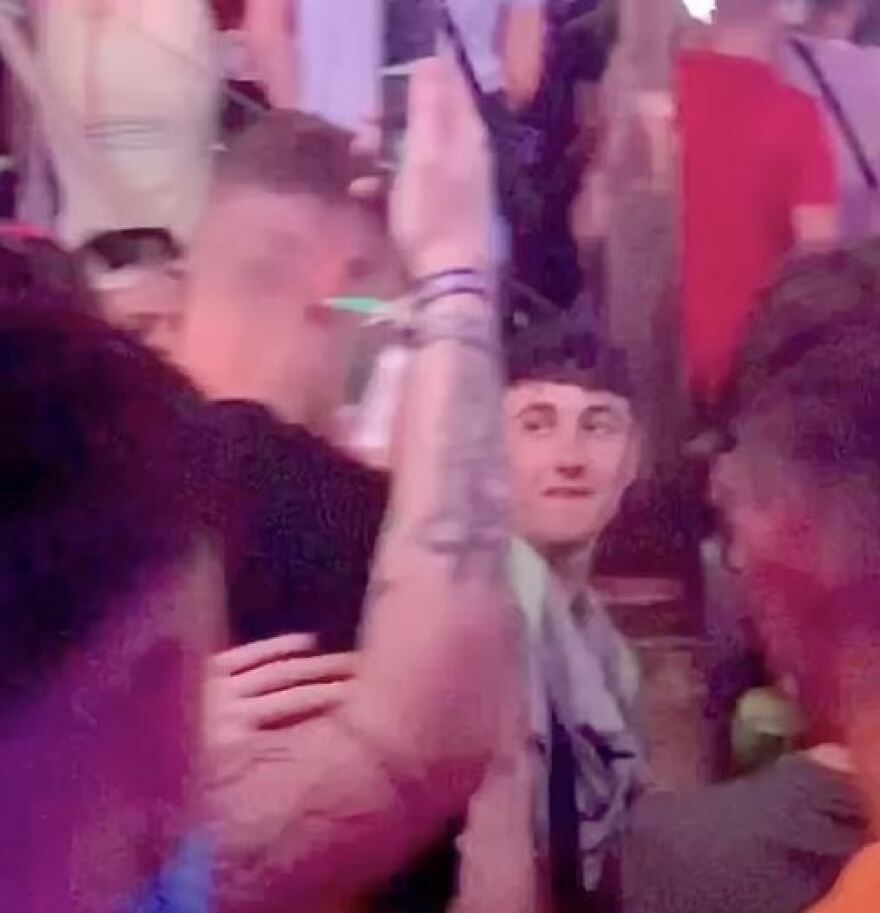 Τενερίφη: 19χρονος Βρετανός εξαφανίστηκε μυστηριωδώς - Οι τραβηγμένες θεωρίες συνωμοσίας για το τι συμβαίνει