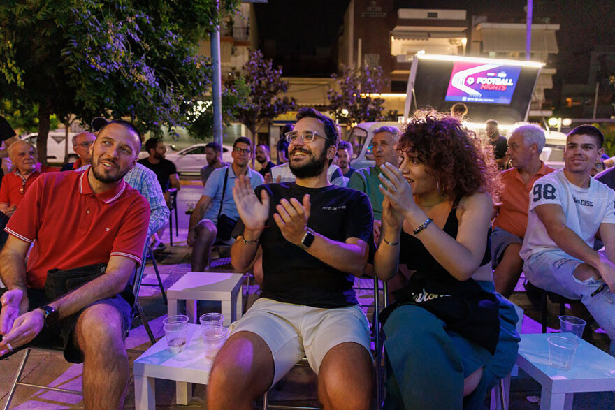 Αυλαία στους ομίλους του Ευρωπαϊκού με γκολ, ένταση και εκπλήξεις σε κατάστημα ΟΠΑΠ στο Αιγάλεω