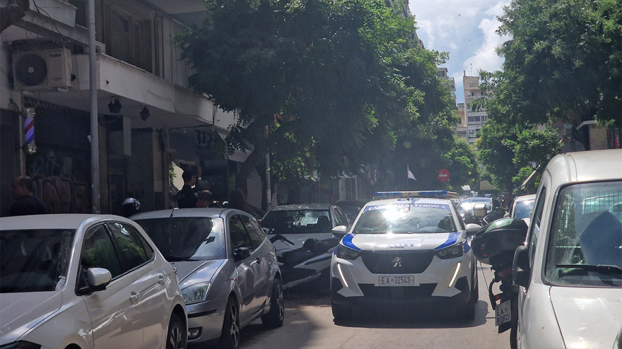 Θεσσαλονίκη: Άντρας σκοτώθηκε πέφτοντας από τον πέμπτο όροφο πολυκατοικίας