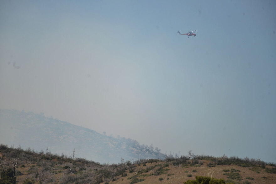 Φωτιά στην Πάρνηθα: Από έκρηξη ξεκίνησε το πύρινο μέτωπο στην Πάρνηθα λένε αυτόπτες μάρτυρες - Ενισχύθηκαν οι πυροσβεστικές δυνάμεις