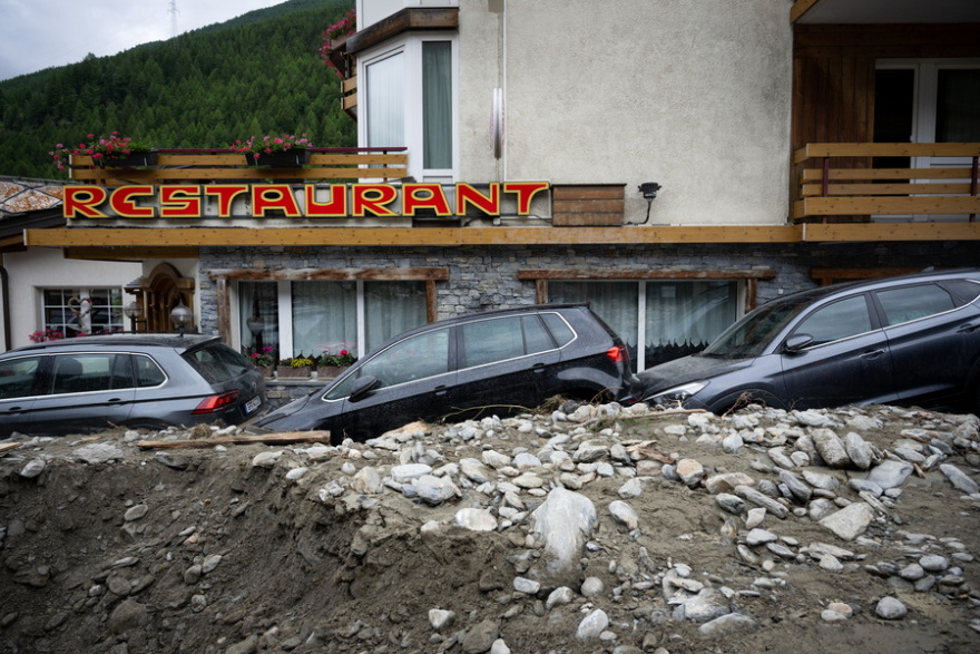 Ελβετία: Άλλοι τέσσερις αγνοούμενοι μετά την κακοκαιρία που χτύπησε τη χώρα