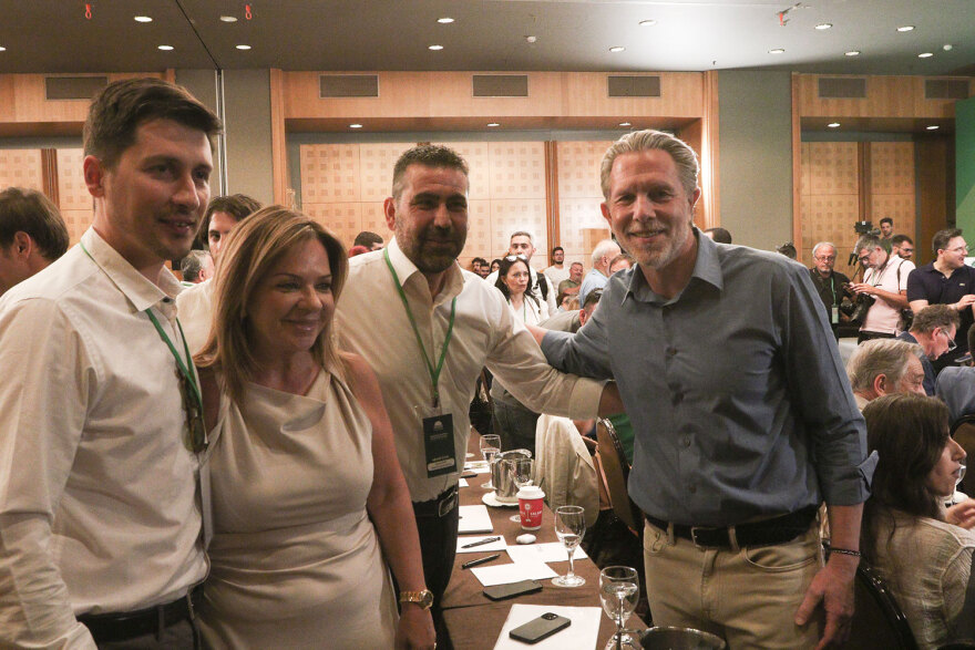 Εκλογές στο ΠΑΣΟΚ: Δούκας και Γερουλάνος καλούν σε ενότητα και μαζική συμμετοχή, ο Ανδρουλάκης βλέπει «πασαρέλα φιλοδοξιών»