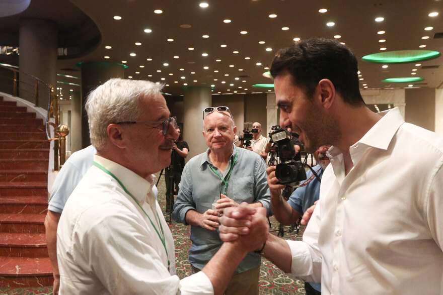 Εκλογές στο ΠΑΣΟΚ: Δούκας και Γερουλάνος καλούν σε ενότητα και μαζική συμμετοχή, ο Ανδρουλάκης βλέπει «πασαρέλα φιλοδοξιών»