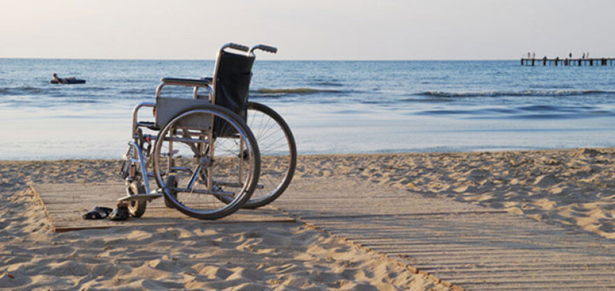 Η Ελλάδα στην κορυφή των προσβάσιμων προορισμών για ΑμΕΑ παγκοσμίως - Περισσότερες από 250 προσβάσιμες παραλίες